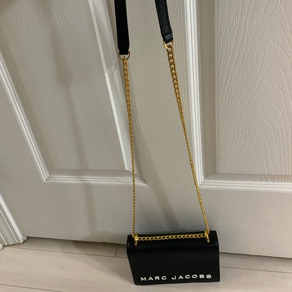 EUC Marc Jacobs Double Take Cross Body Gold Chain Link Evening Purse - Picture 14 of 15